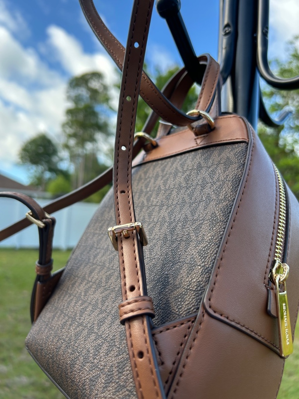 NWT $398 Michael Kors CONVERTIBLE extra small backpack, brown - Picture 14 of 15
